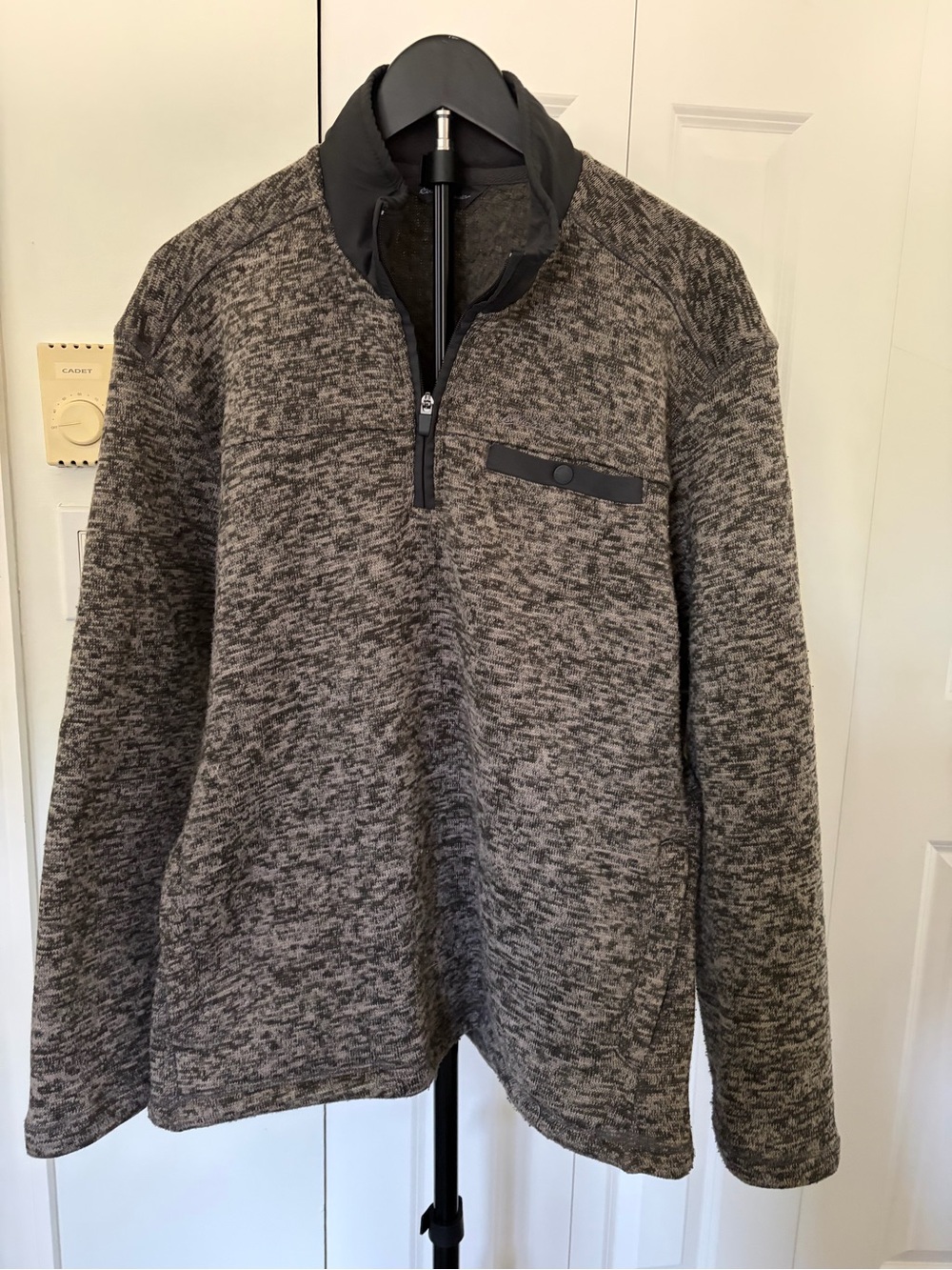Eddie Bauer Men's Heathered Gray Zip-Up Pullover Sweater